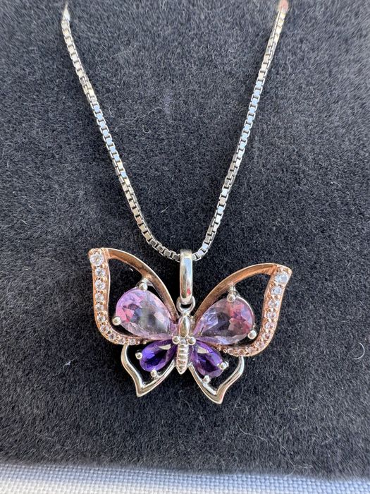 Pandantiv argint si aur Safire si ametiste. Lant argint.