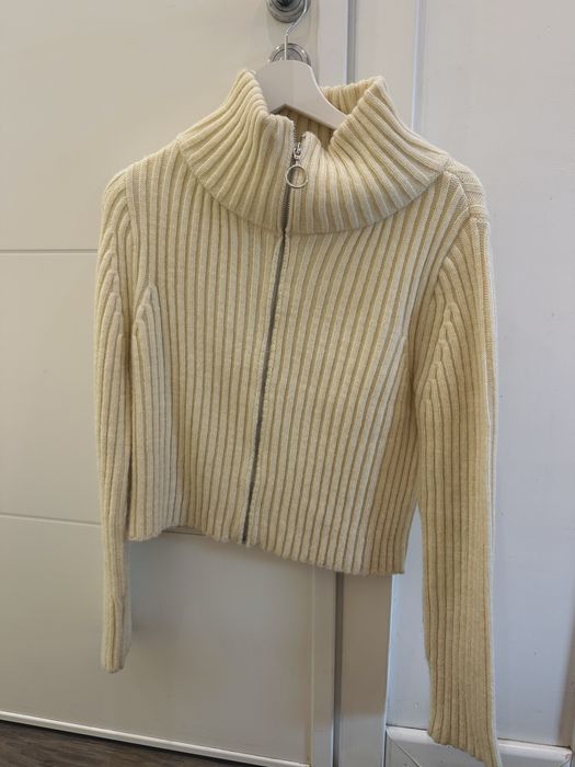 Бежаво поло zip-up
