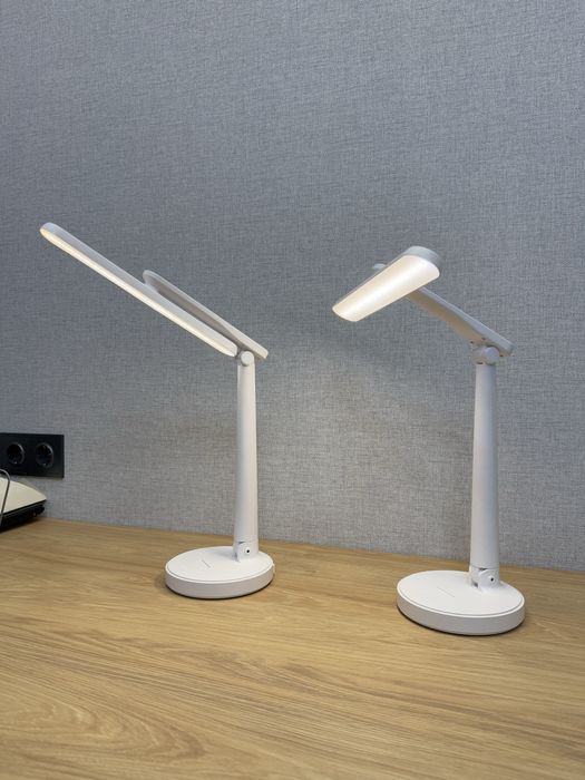 Настольная лампа