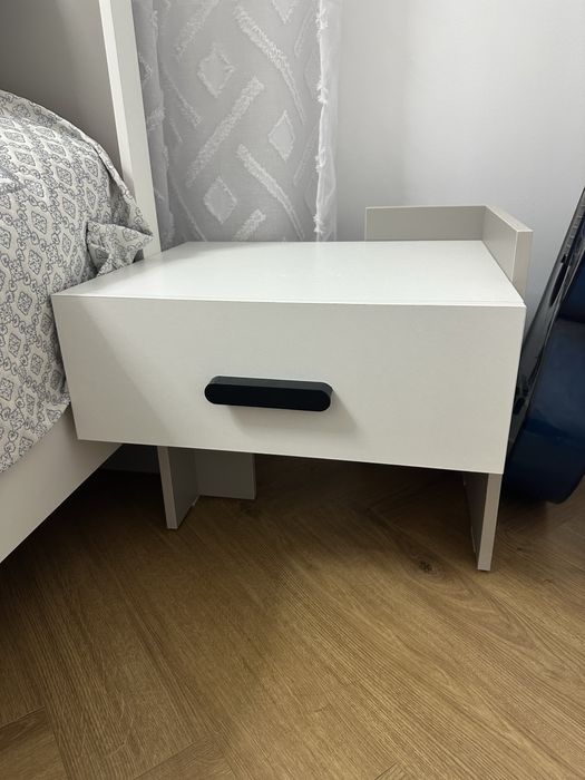 Продам кровать ( 2 тумбы в подарок )