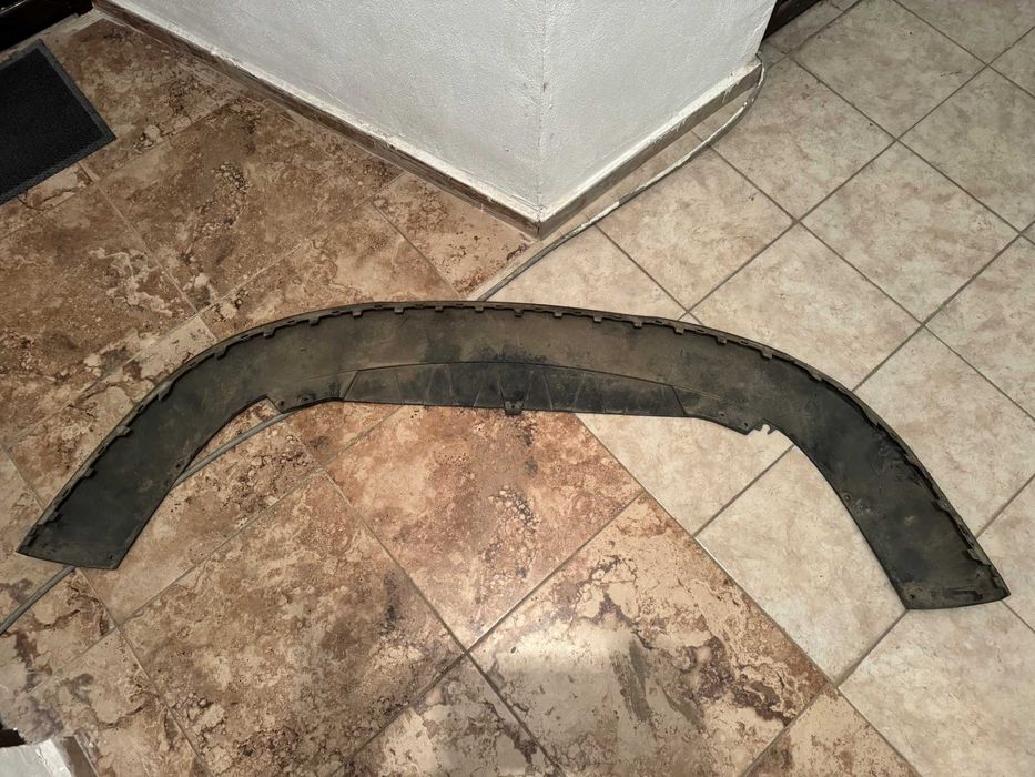 Ornament/fusta spoiler/bara fata VW Passat B6