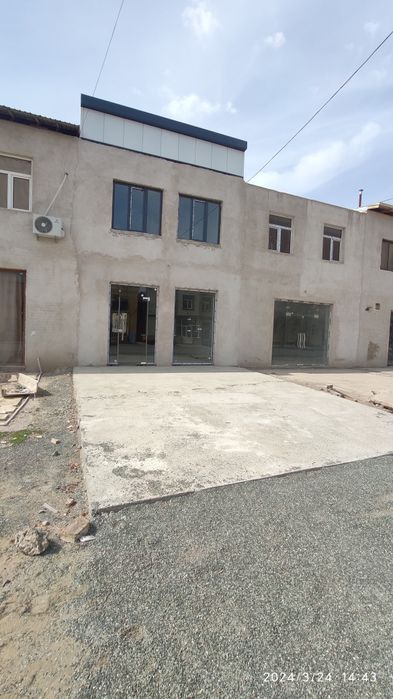 Хива шахар марказида 2 кават бино сотилади