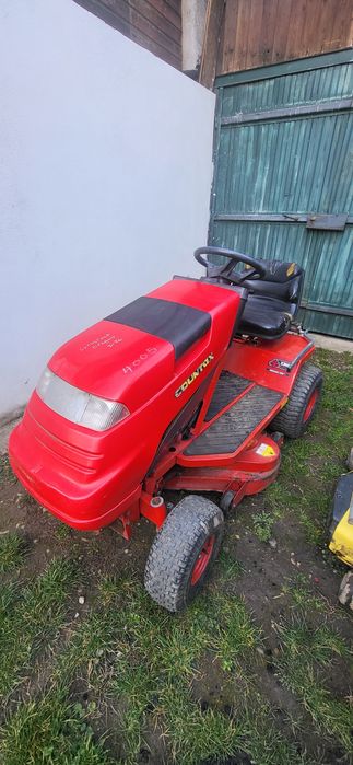 Tractoras de tuns gazon