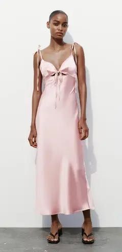 Сатенена рокля ZARA