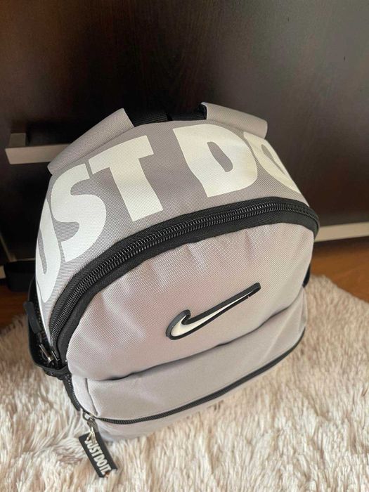 Стилна дамска раница NIKE Just Do It -  НОВА