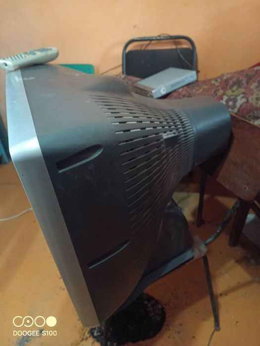 Продам телевизор LG