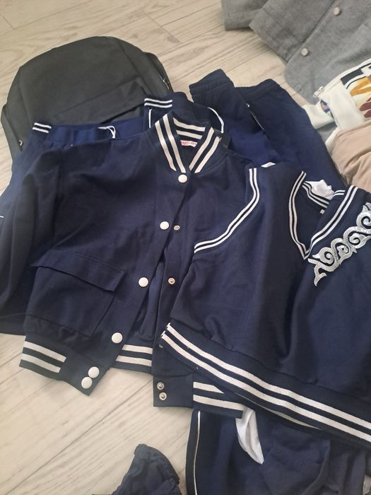 Продам школьные формы