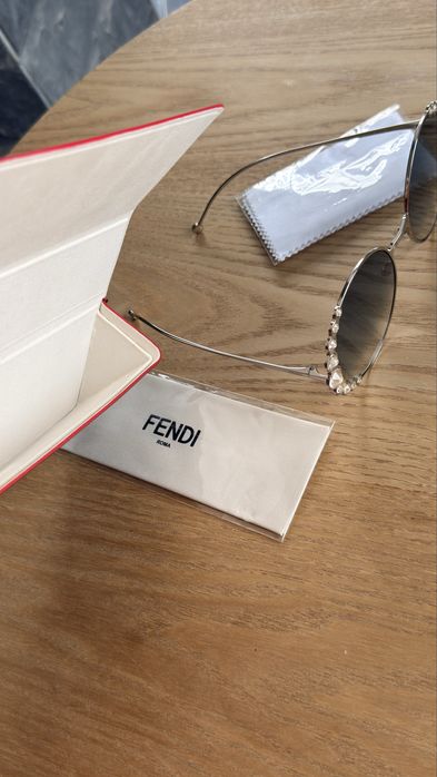 Ochelari virali Fendi noi!