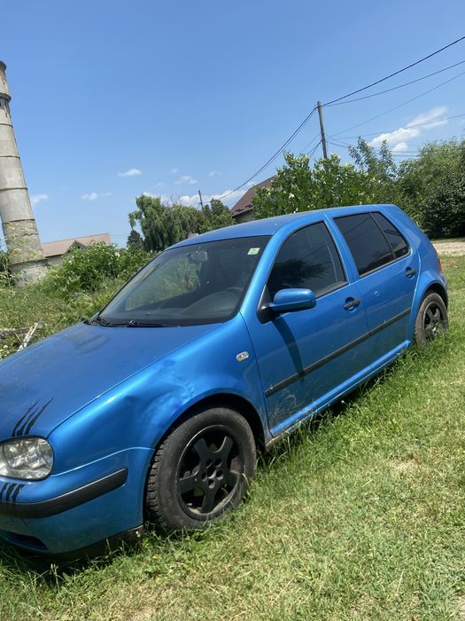 Vand golf 4 albastru