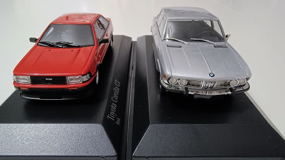 Machete Minichamps 1:43