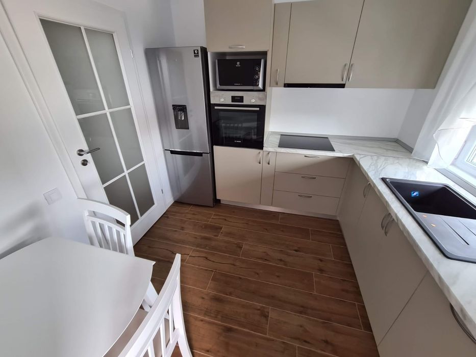 Chirie apartament  2 camere Ared