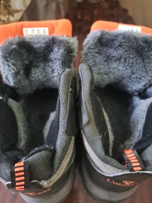 Кроссовки, Каламбия