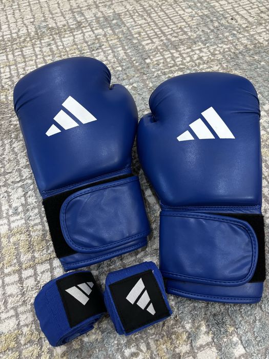 Перчатка для бокса