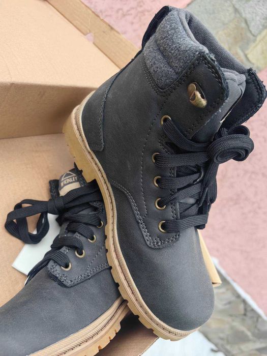 детски зимни обувки боти кубинки Mckinley непромукаеми 33номер