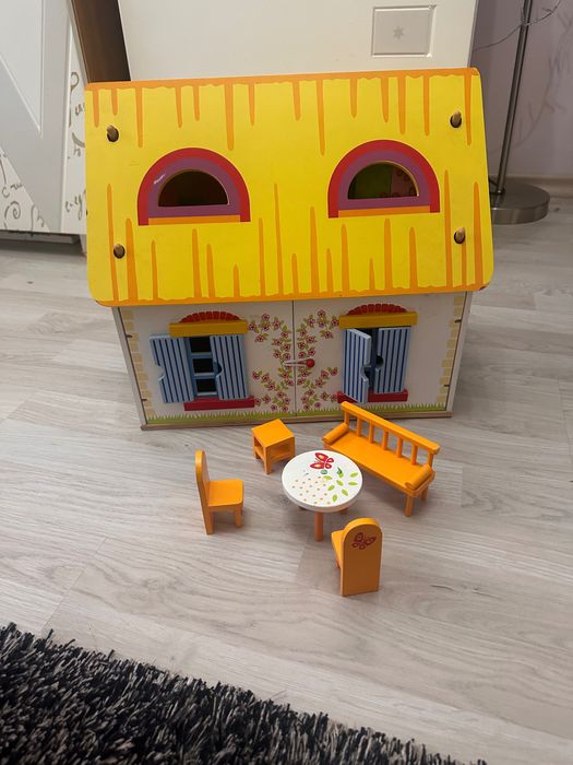 Играчки за деца-почти неупотребявани.