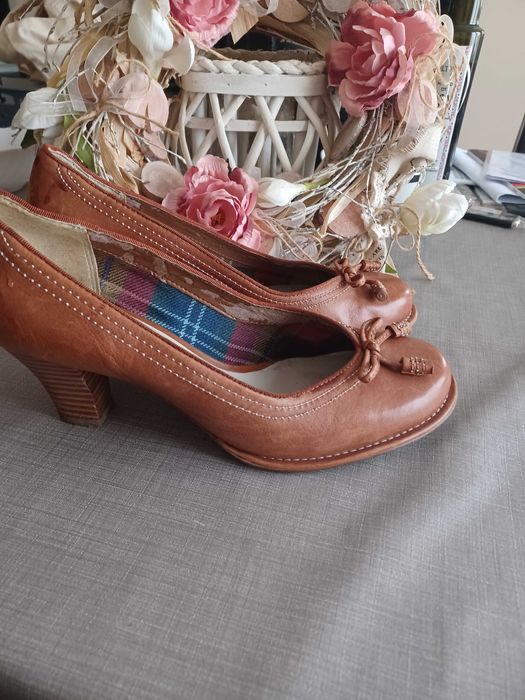 Обувки Clarks, рр 39