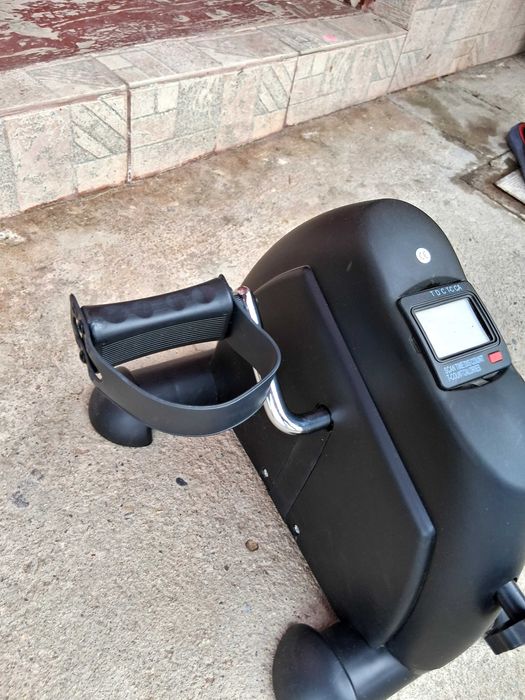 Aparat gimnastica pentru maini si picioare