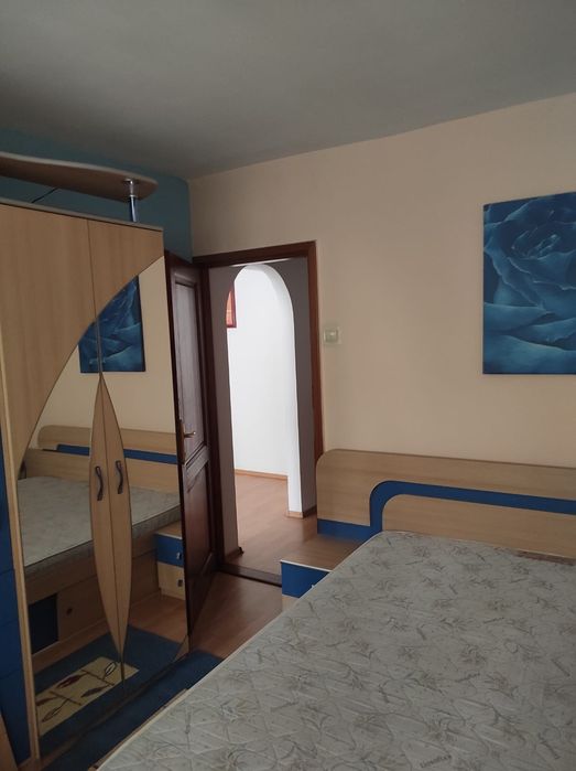 Închiriere apartament 3 camere Titan, București