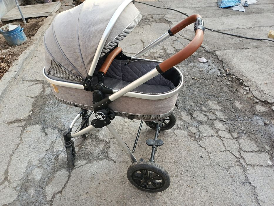 Продается детская коляска