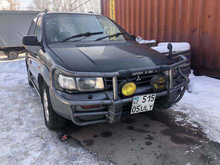 Mitsubishi rvr 1994