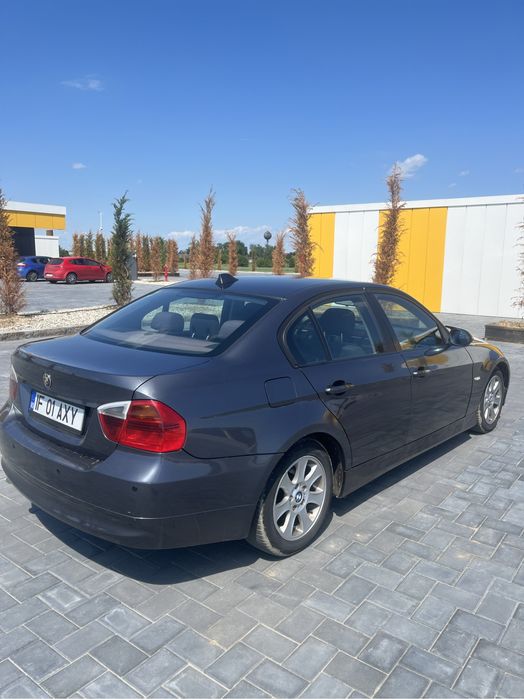 BMW Seria 3 (E90) – Mașină întreținută, aspect plăcut