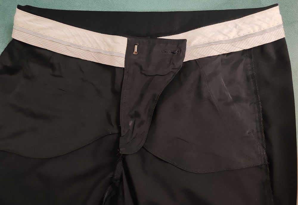 Pantaloni conici-vară, lână tropicală fină, cu cristal Swarovski - Sportmax (Max Mara), Mărimea 42