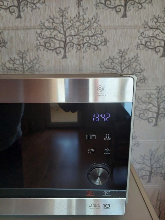 Микровълнова печка LG