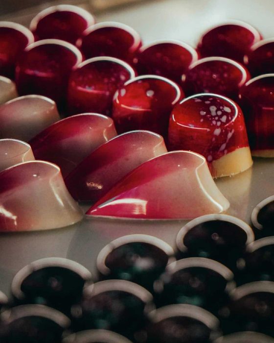 Продава се напълно функциониращ бизнес - шоколатиерия.