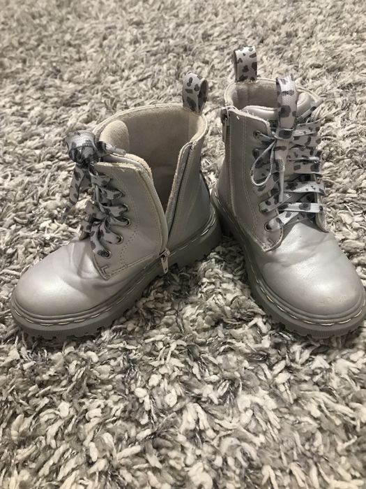 Ботинки демисезонные