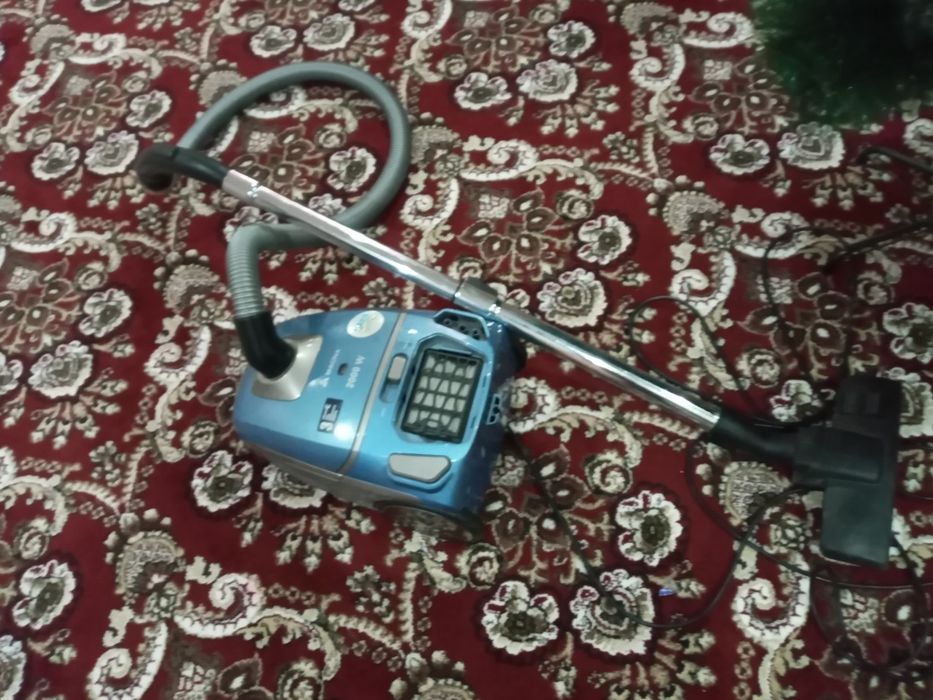 Пылесос сатылады таза новый коробкасы менен