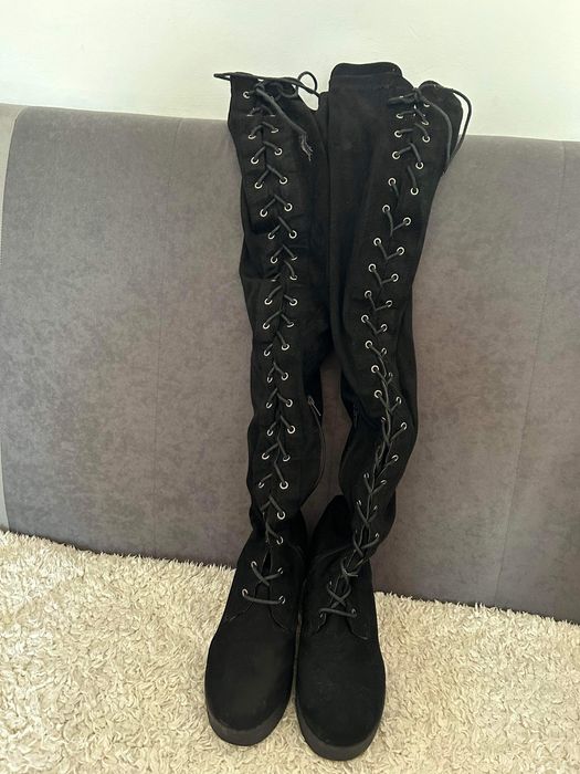 Cizme înalte, de damă