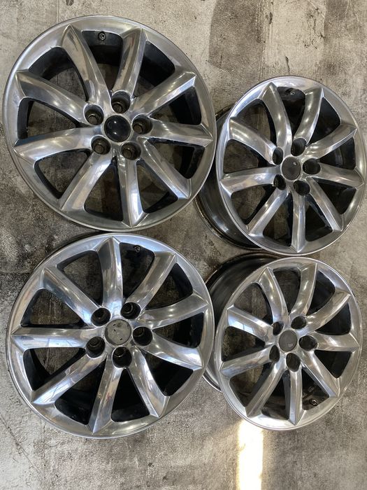 Диски R18 на Toyota (5*114.3)
