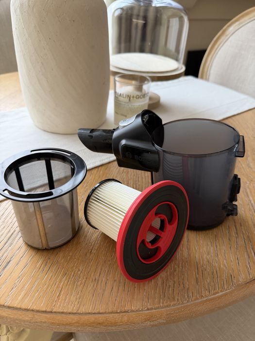 Вертикална прахосмукачка bosch unlimited 7