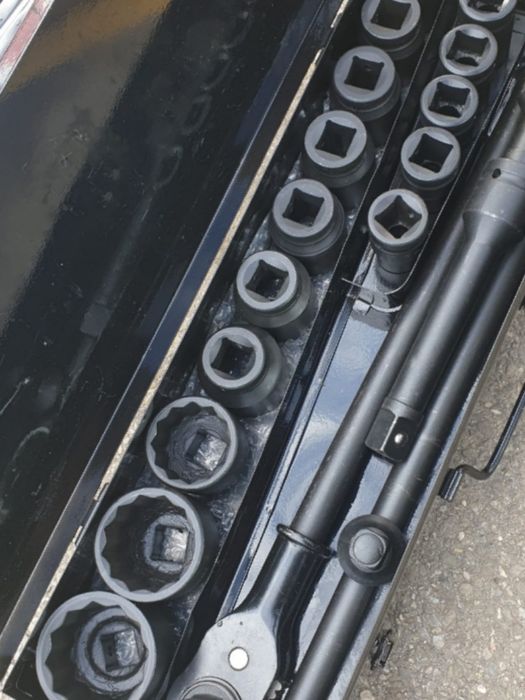 Trusă tubulare de impact cu 12 colțuri