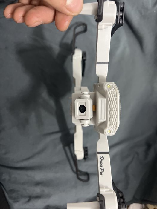 Дрон Е88 с двумя камерами