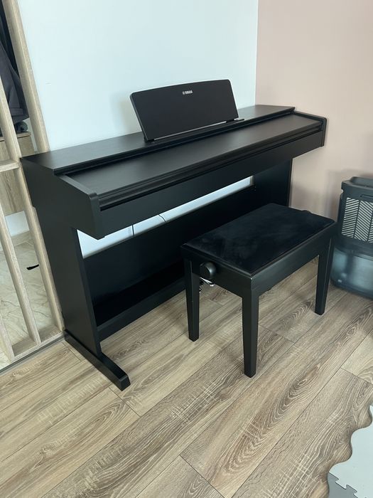 Pian digital Yamaha Arius YDP-103 de vânzare – stare foarte bună