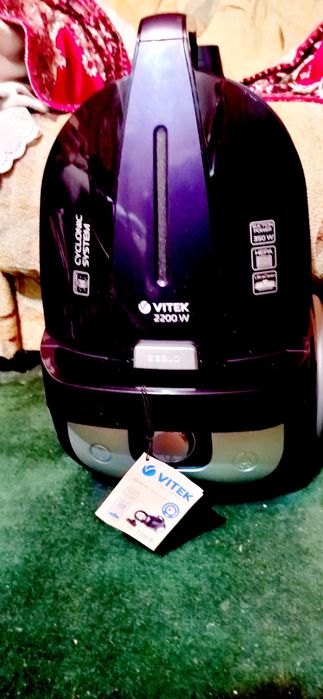 Пылесос Vitek Новый