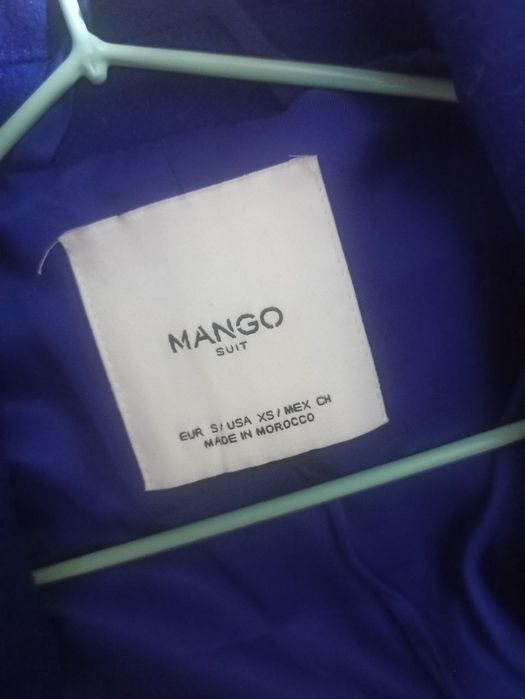 Пальто женское от Mango