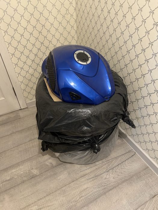 Бензобак Suzuki GSX-R 600