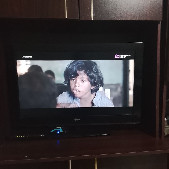 Продам телевизор LG