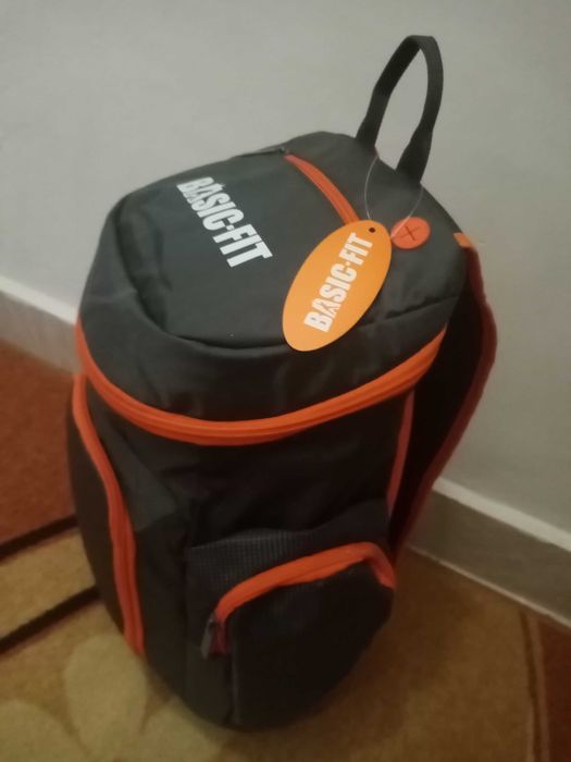 Голяма спортна раница BASIC-FIT нова