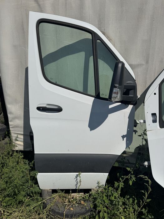Portiere fata mercedes sprinter 907