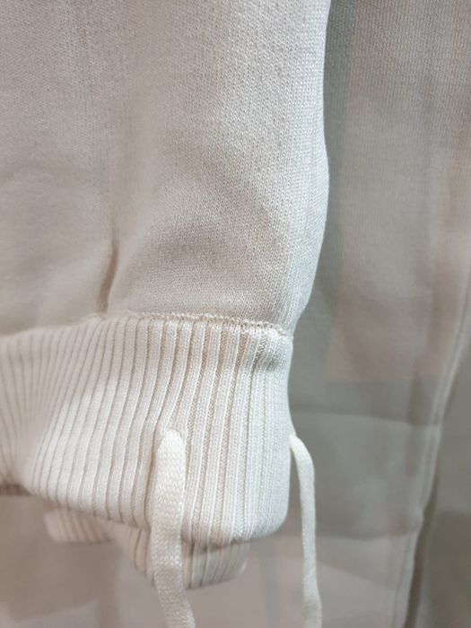 Costum damă.  Nou cu etichetă Miu Miu