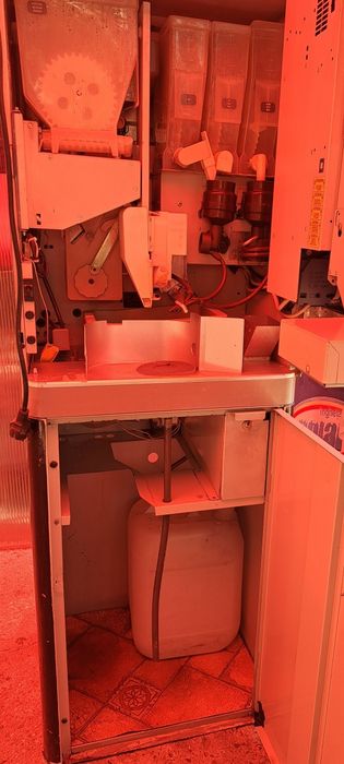 Automat de cafea vending brio !