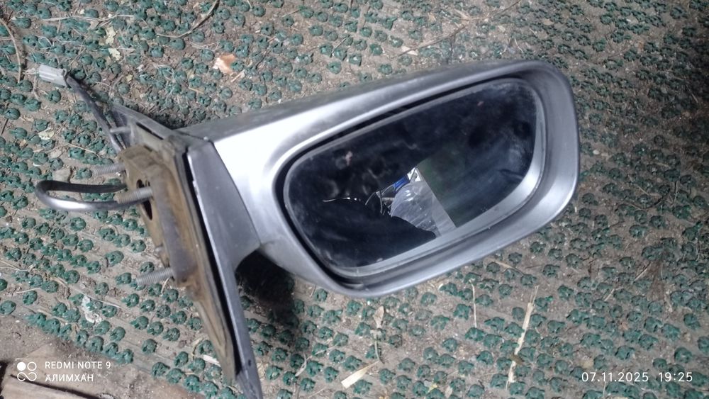 Зеркало Камри 30