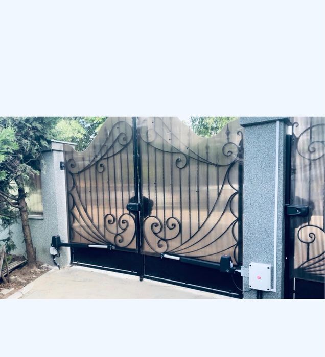 Uși de garaj rezidentiale si industriale / Automatizari  / Interfoane