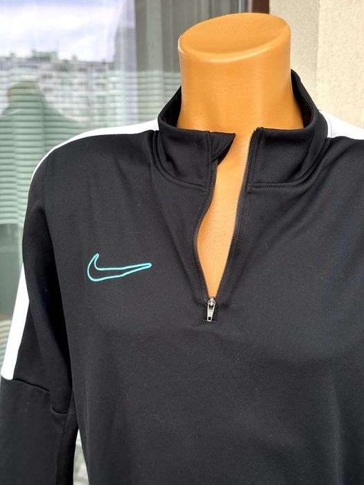 Мъжко горнище Nike Dri-Fit - размер S, добро състояние