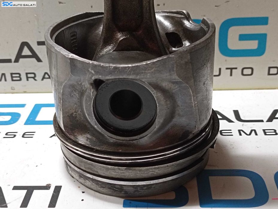 Piston Pistoane cu Biela Volvo XC70 2.4 D 2002 - 2007 Cod 81L118 [M7136]