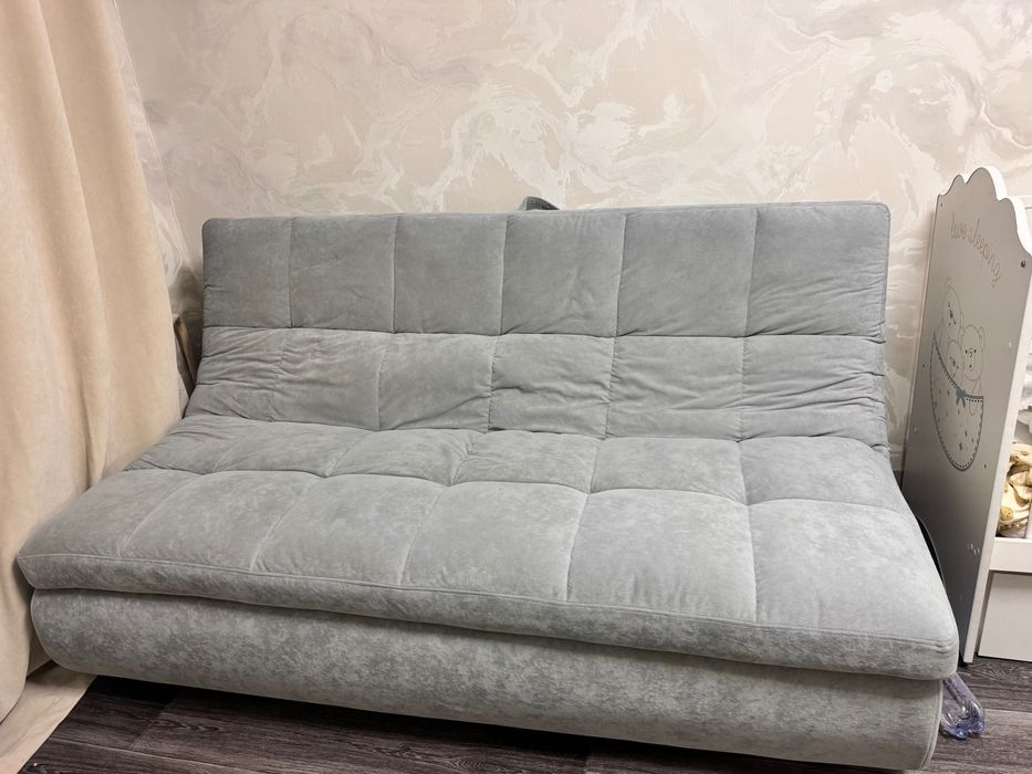 Продам диван в хорошем состоянии