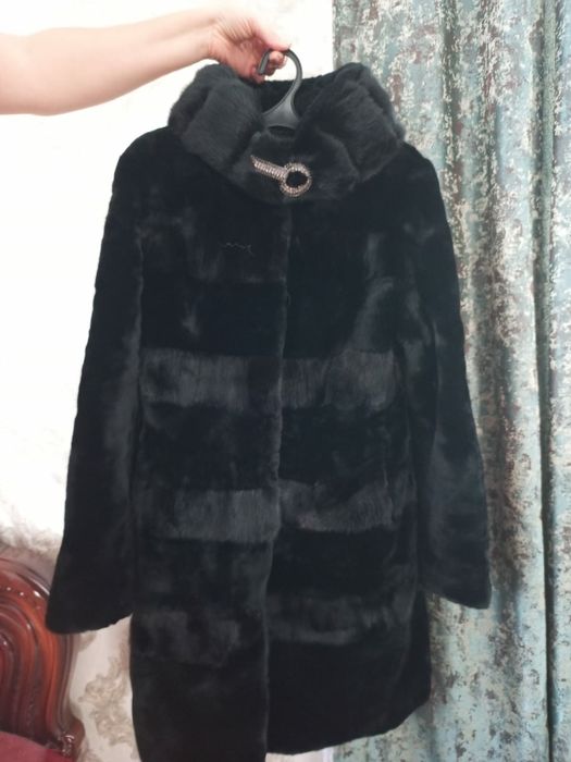Продам мутоновую шубу